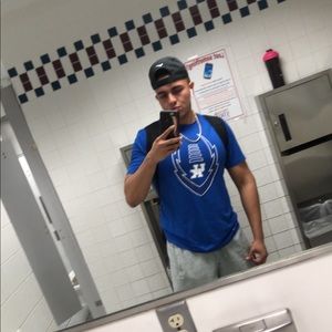 Meet your Posher, Emmanuel